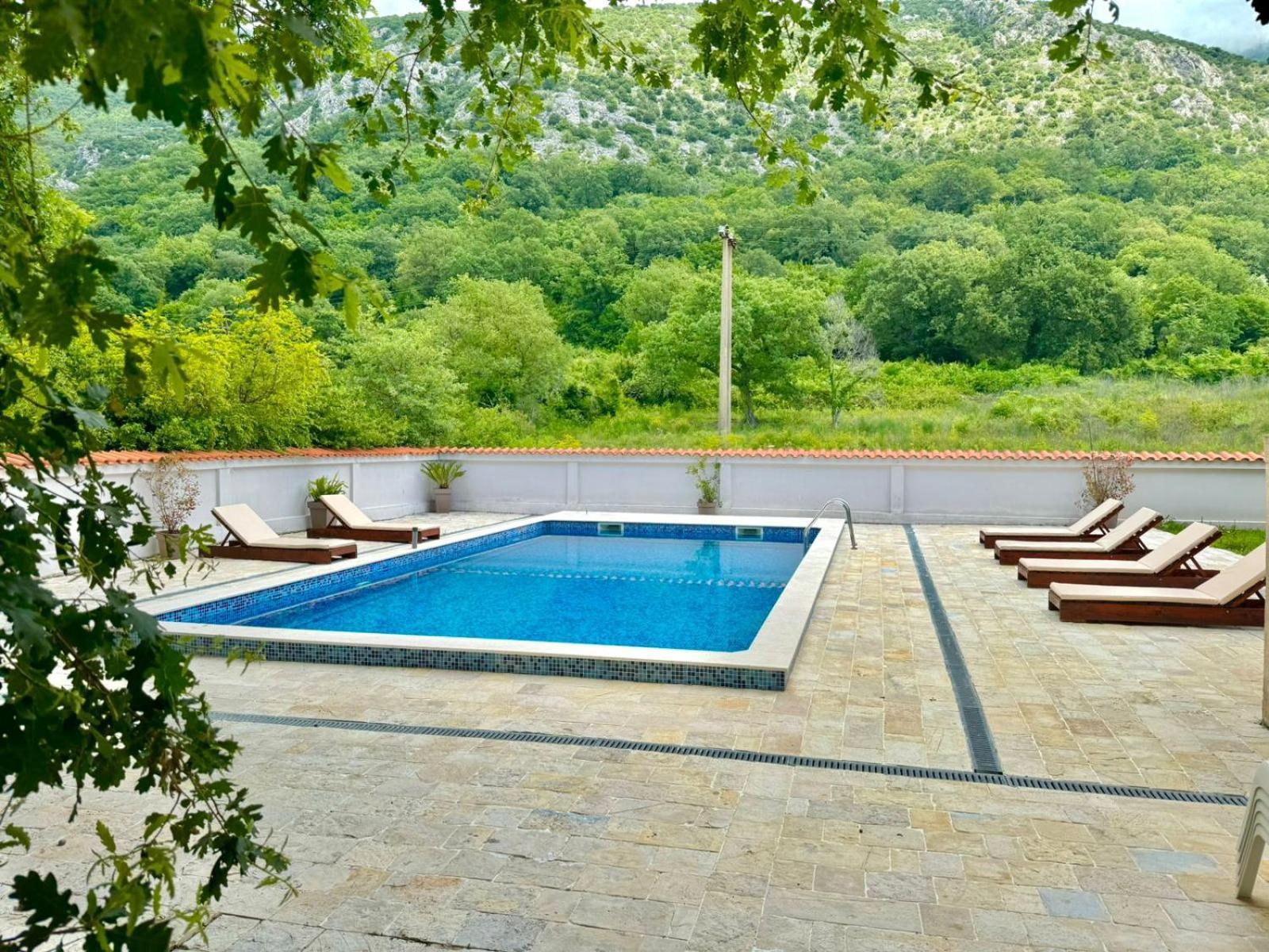 Stars Residence Petrovac Екстериор снимка