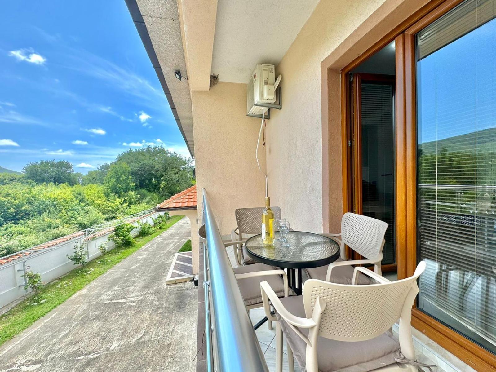 Stars Residence Petrovac Екстериор снимка