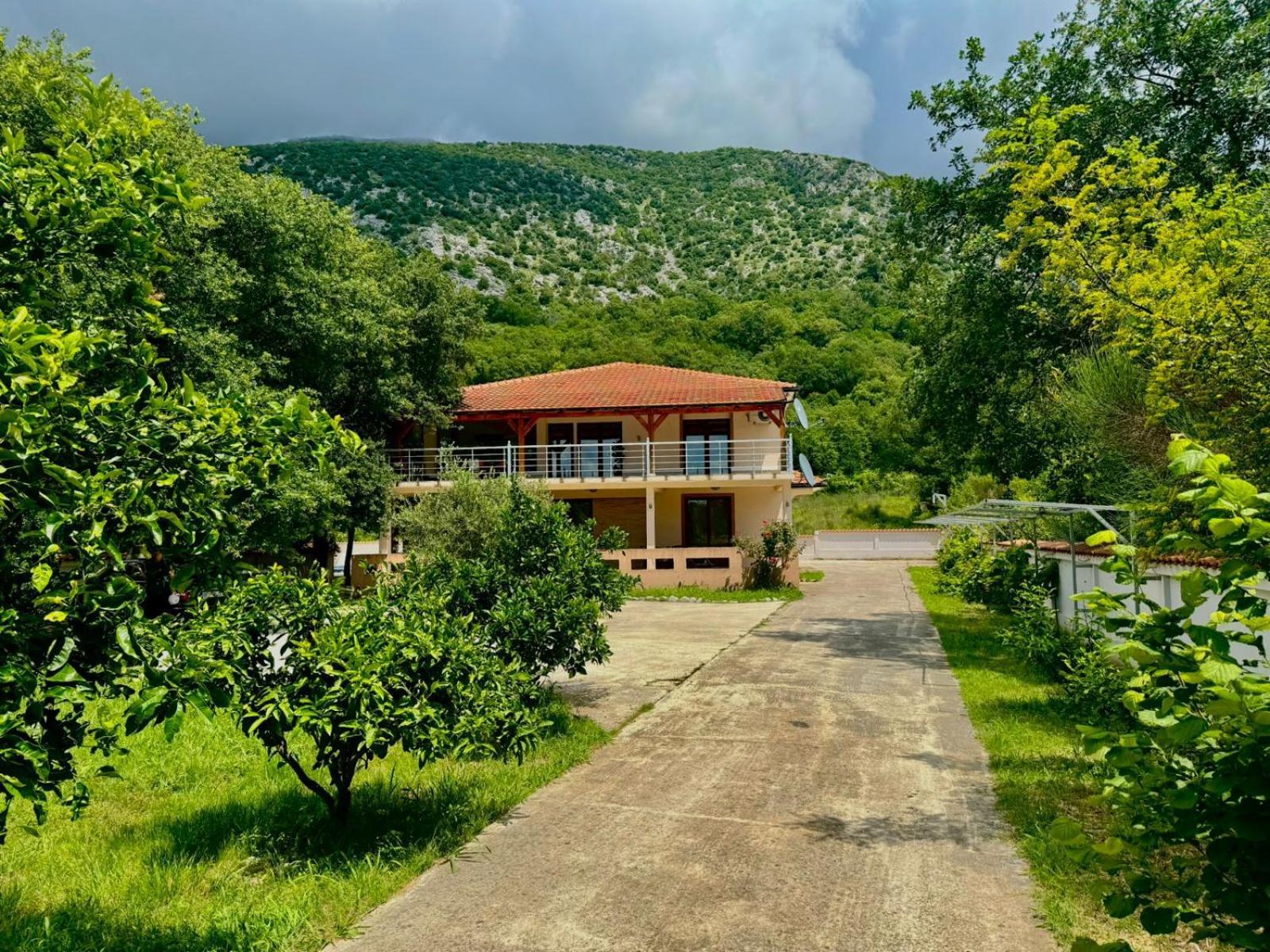 Stars Residence Petrovac Екстериор снимка