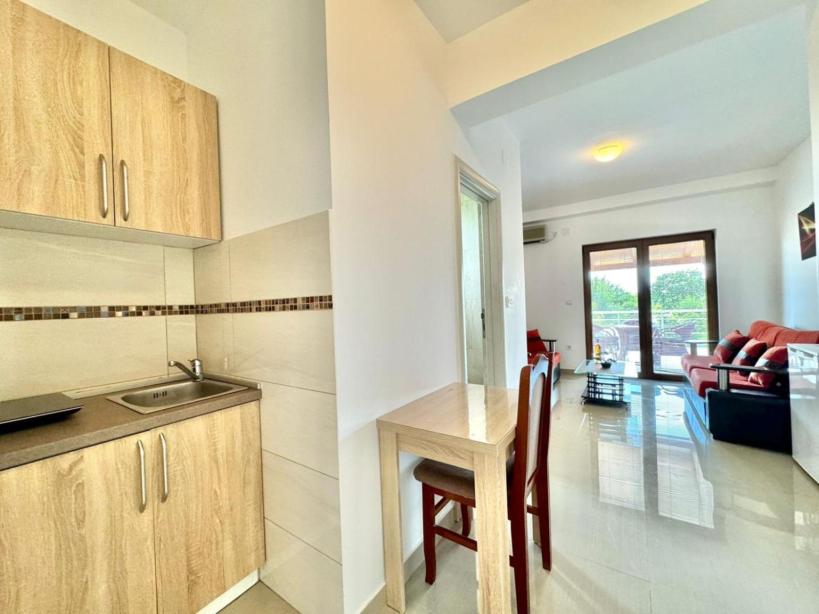 Stars Residence Petrovac Екстериор снимка