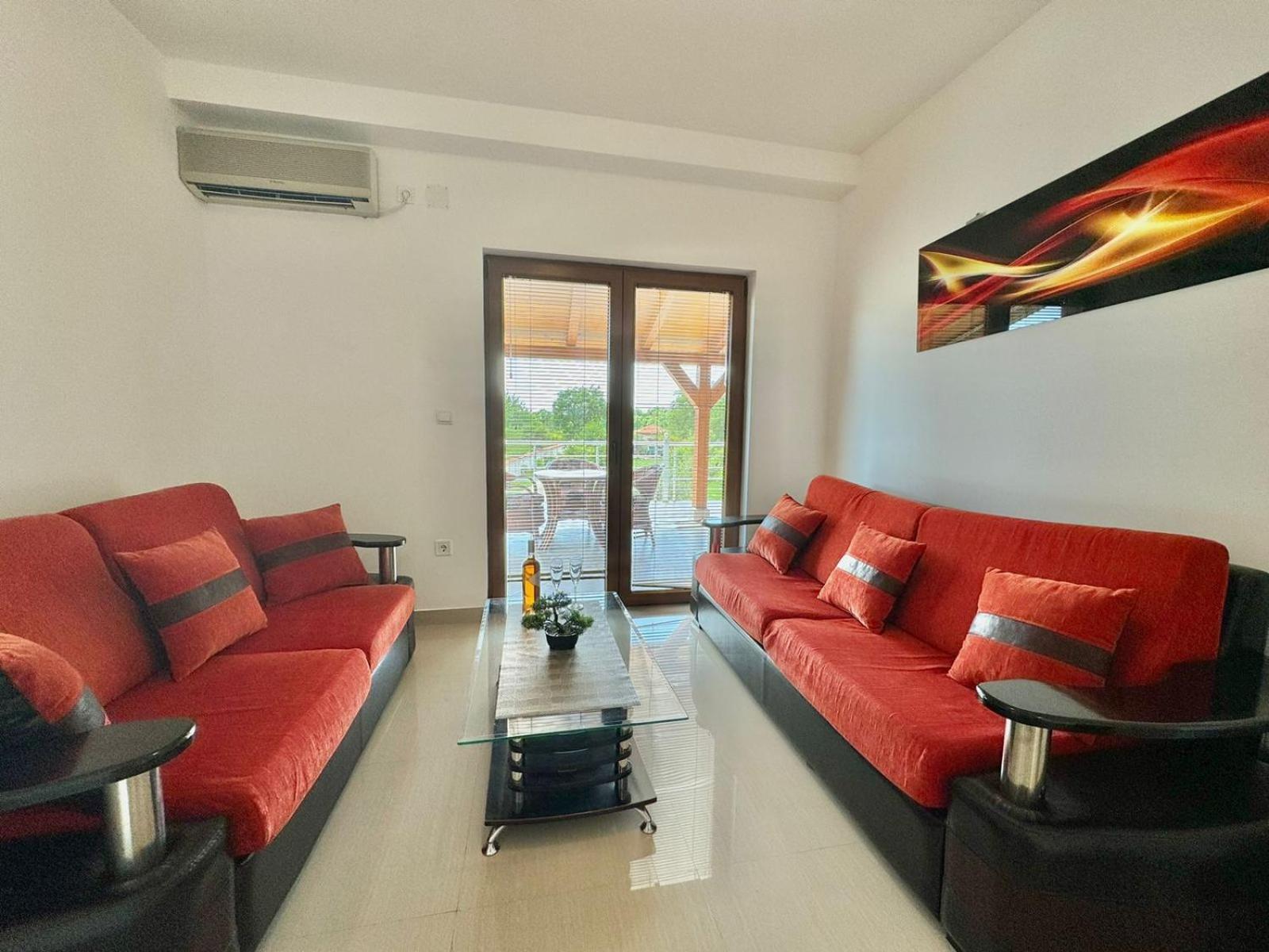 Stars Residence Petrovac Екстериор снимка