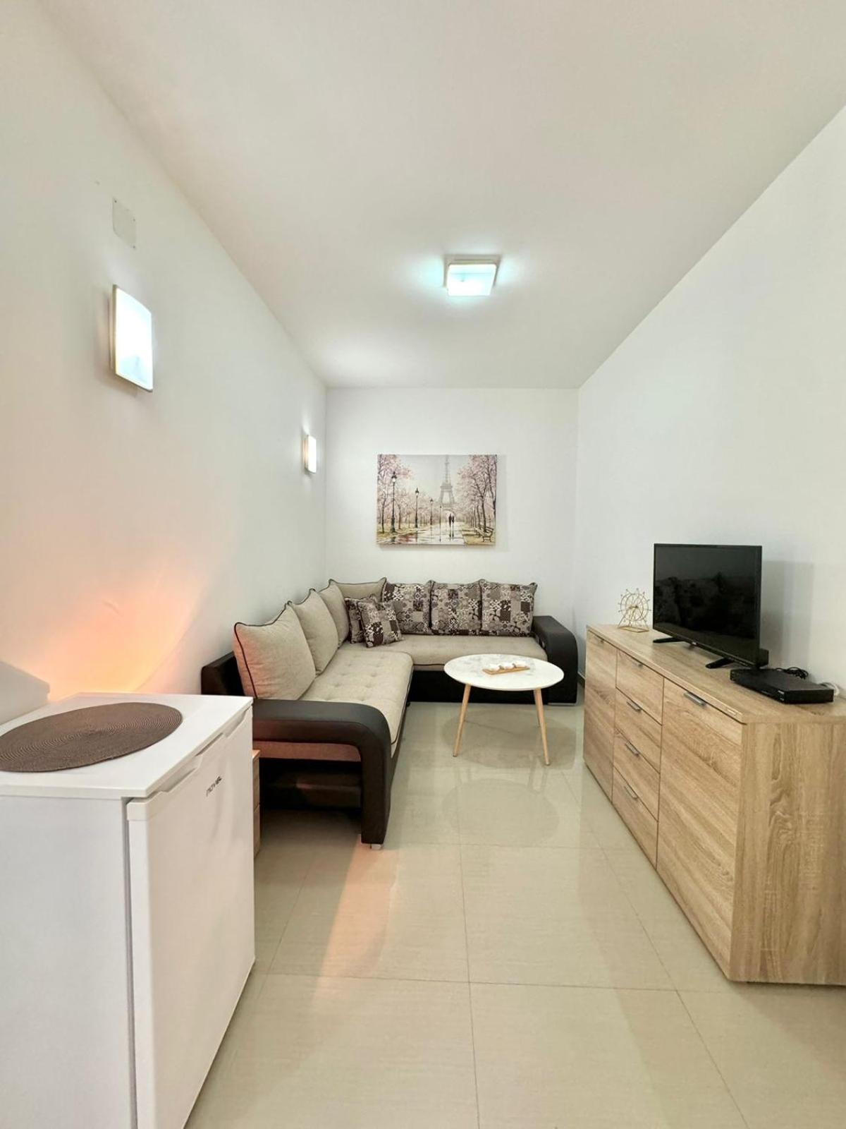 Stars Residence Petrovac Екстериор снимка