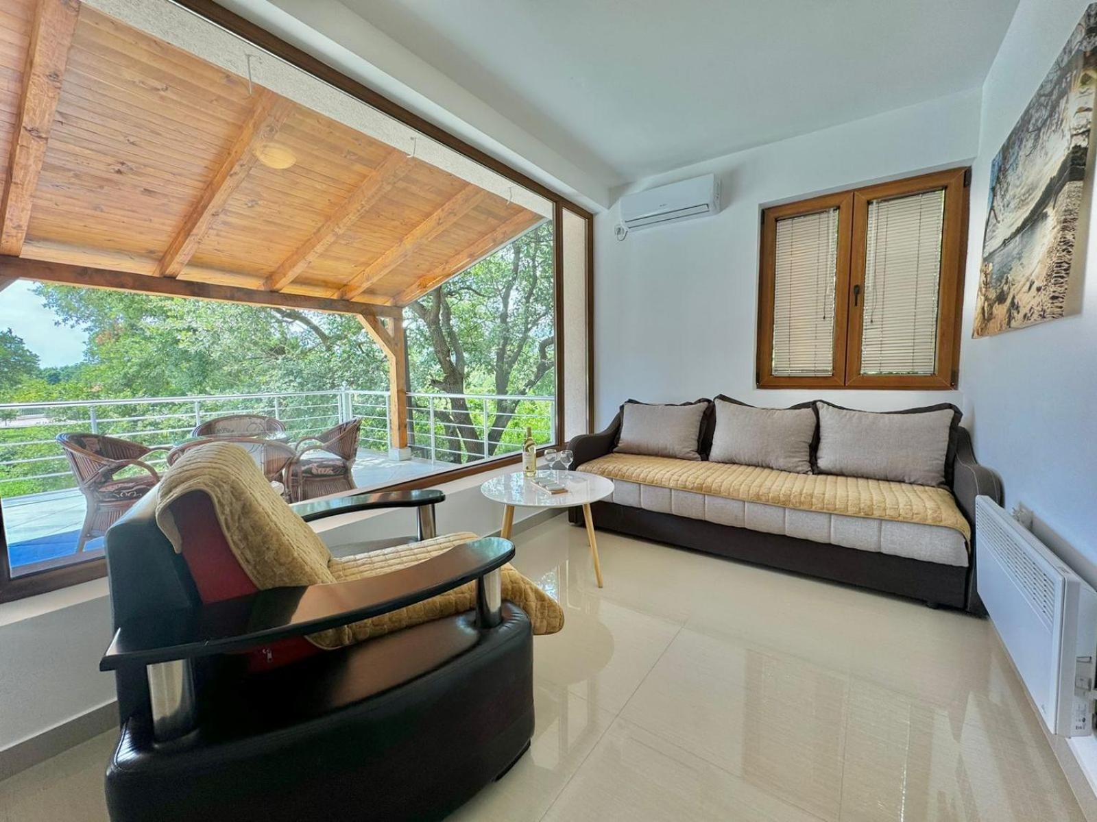 Stars Residence Petrovac Екстериор снимка