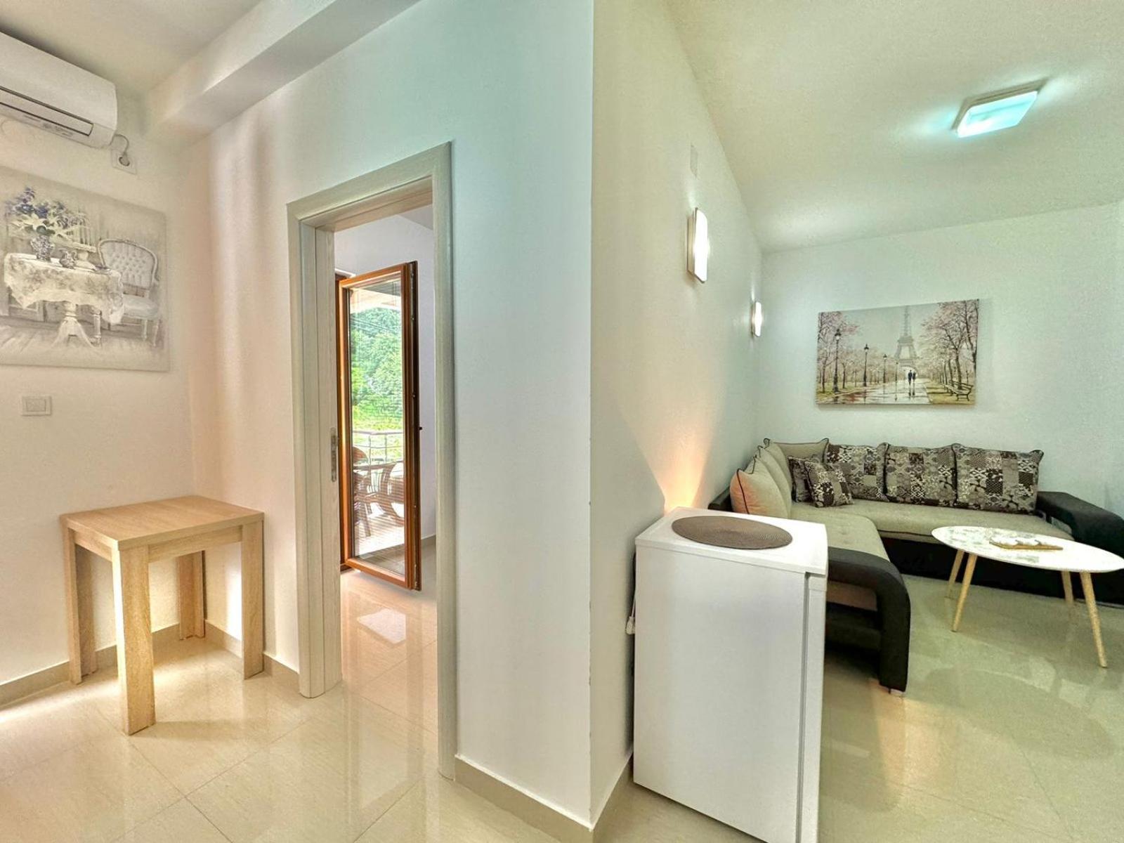 Stars Residence Petrovac Екстериор снимка