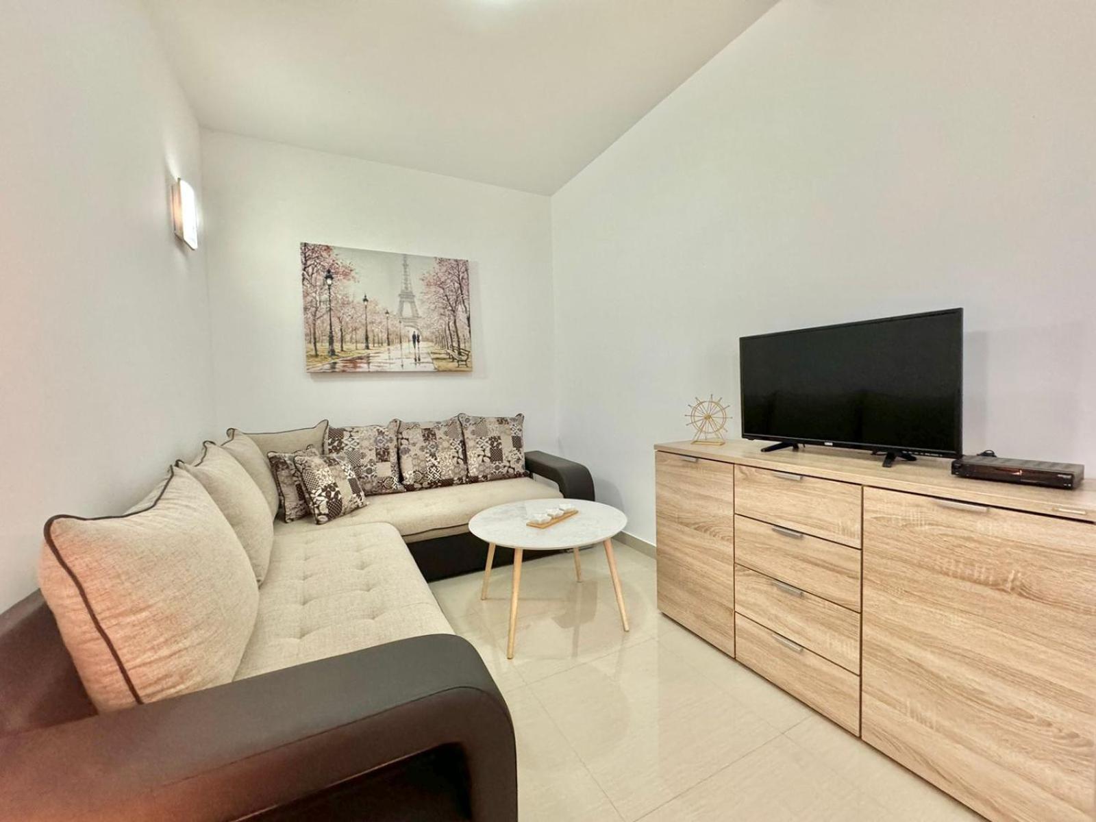 Stars Residence Petrovac Екстериор снимка