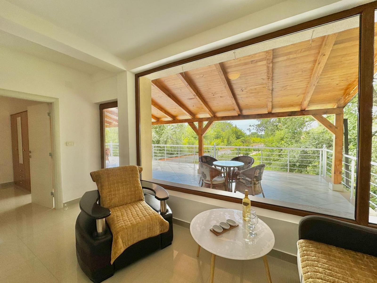 Stars Residence Petrovac Екстериор снимка