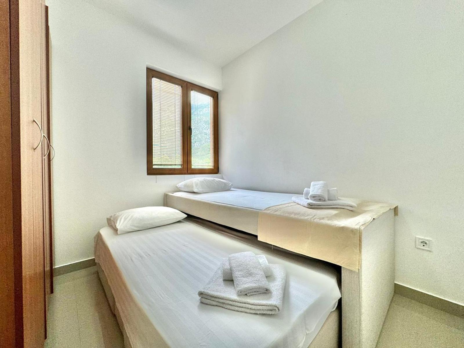 Stars Residence Petrovac Екстериор снимка