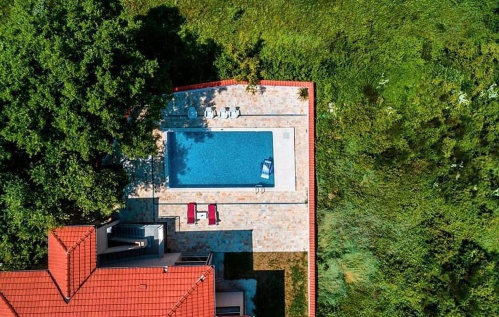 Stars Residence Petrovac Екстериор снимка