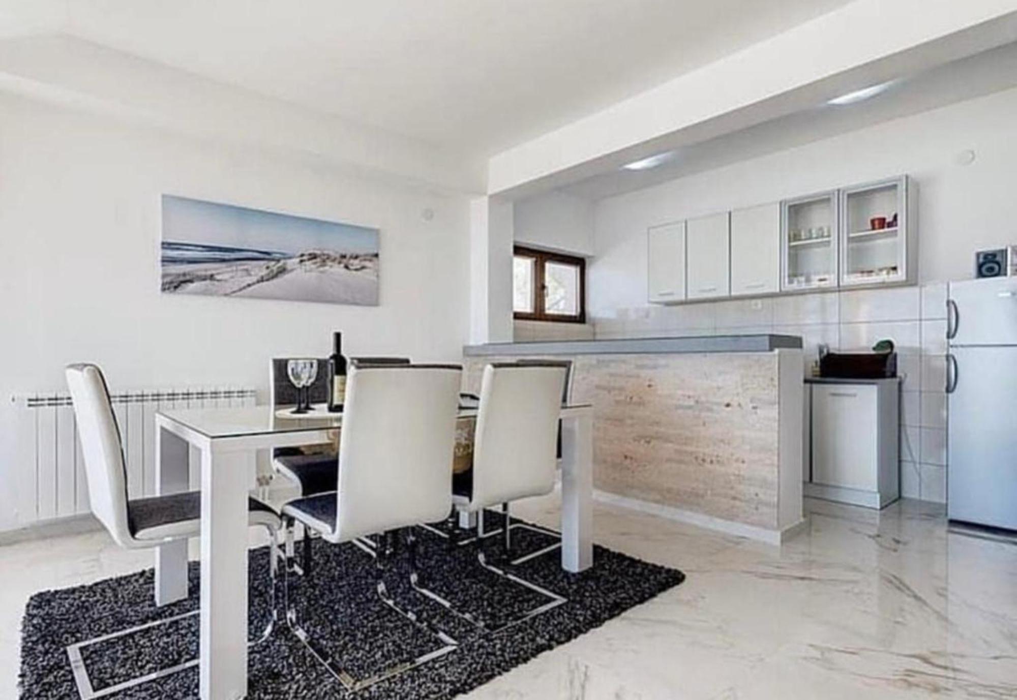 Stars Residence Petrovac Екстериор снимка