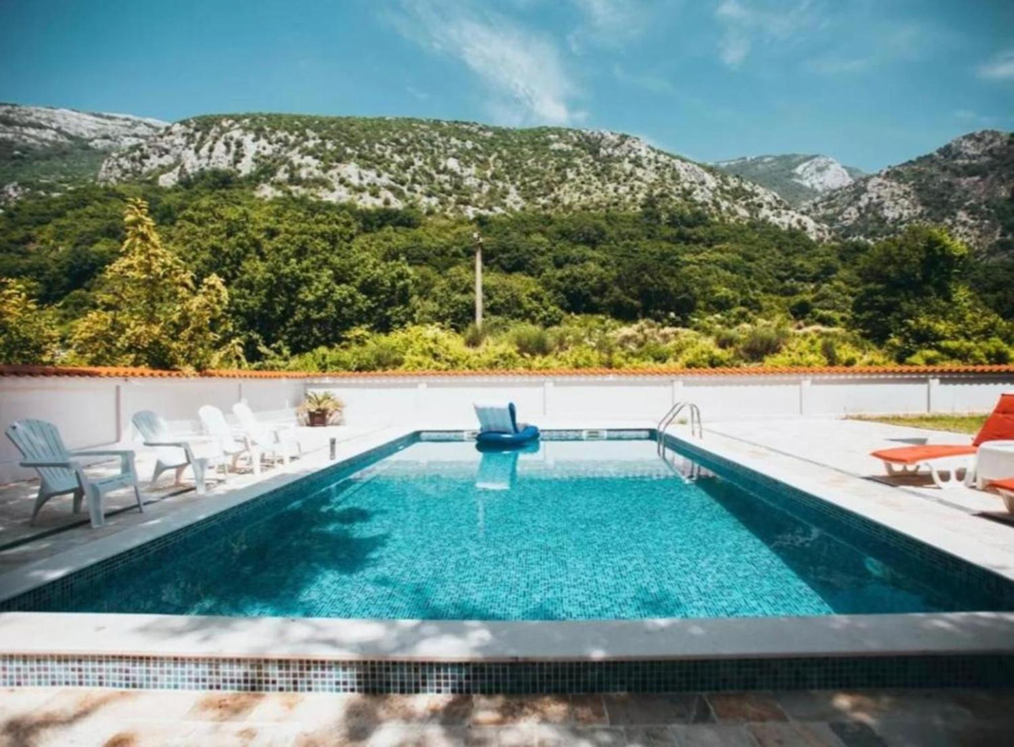 Stars Residence Petrovac Екстериор снимка